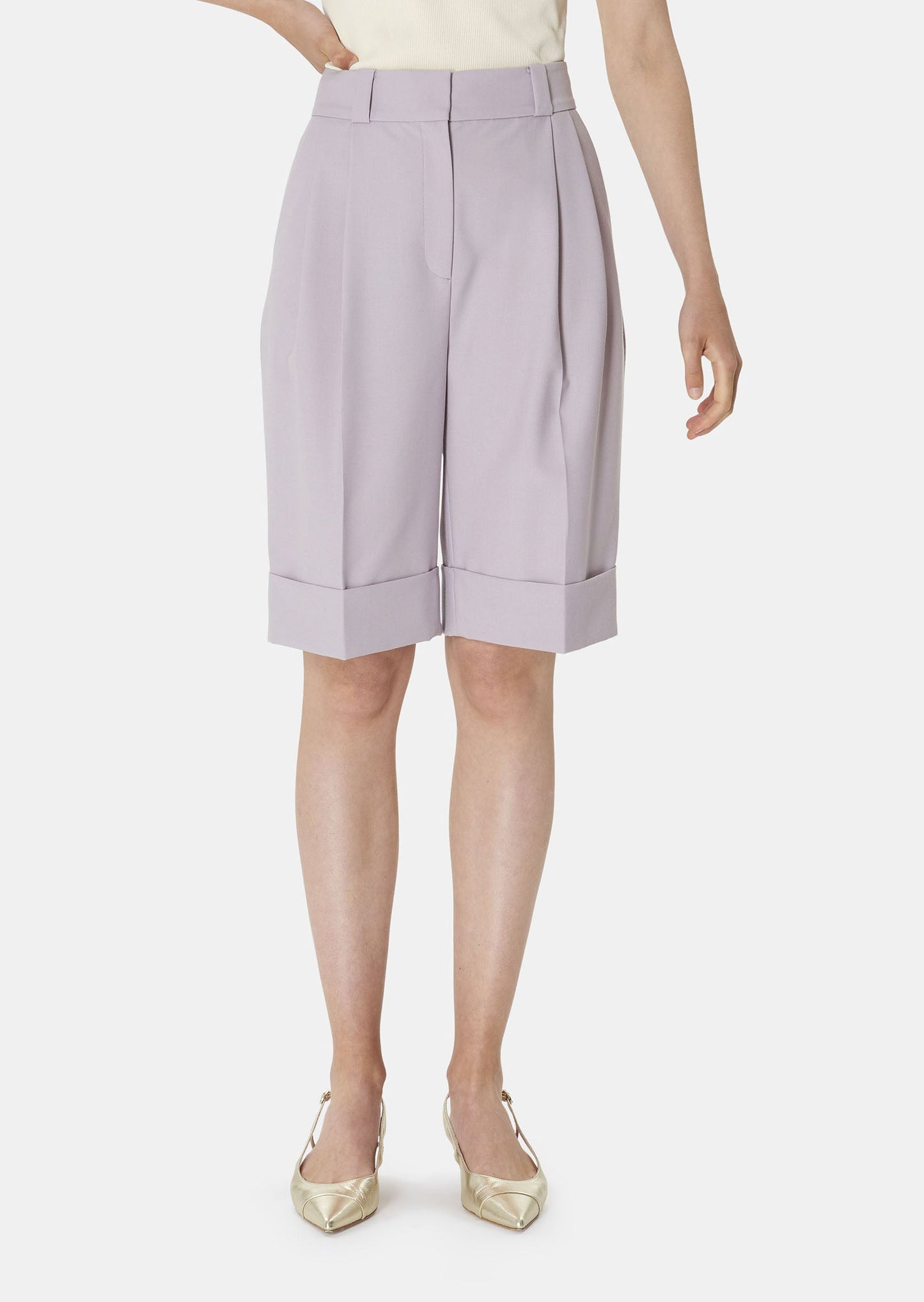 Light Purple, Cold Wool Shorts with Pleated Front and Side Pockets.