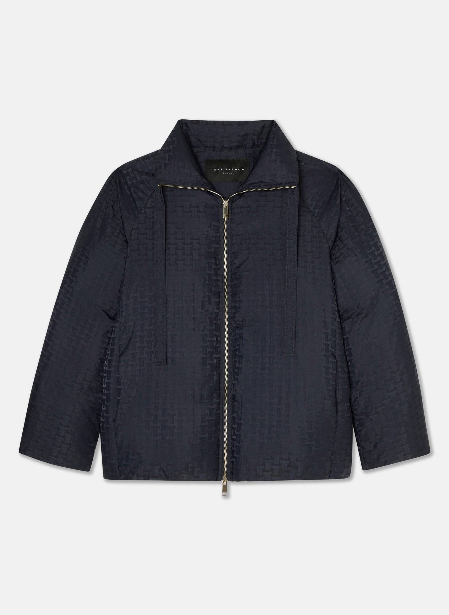 Cozy Jacket in Dark Navy with Long Sleeves, Zipper, and High Collar.