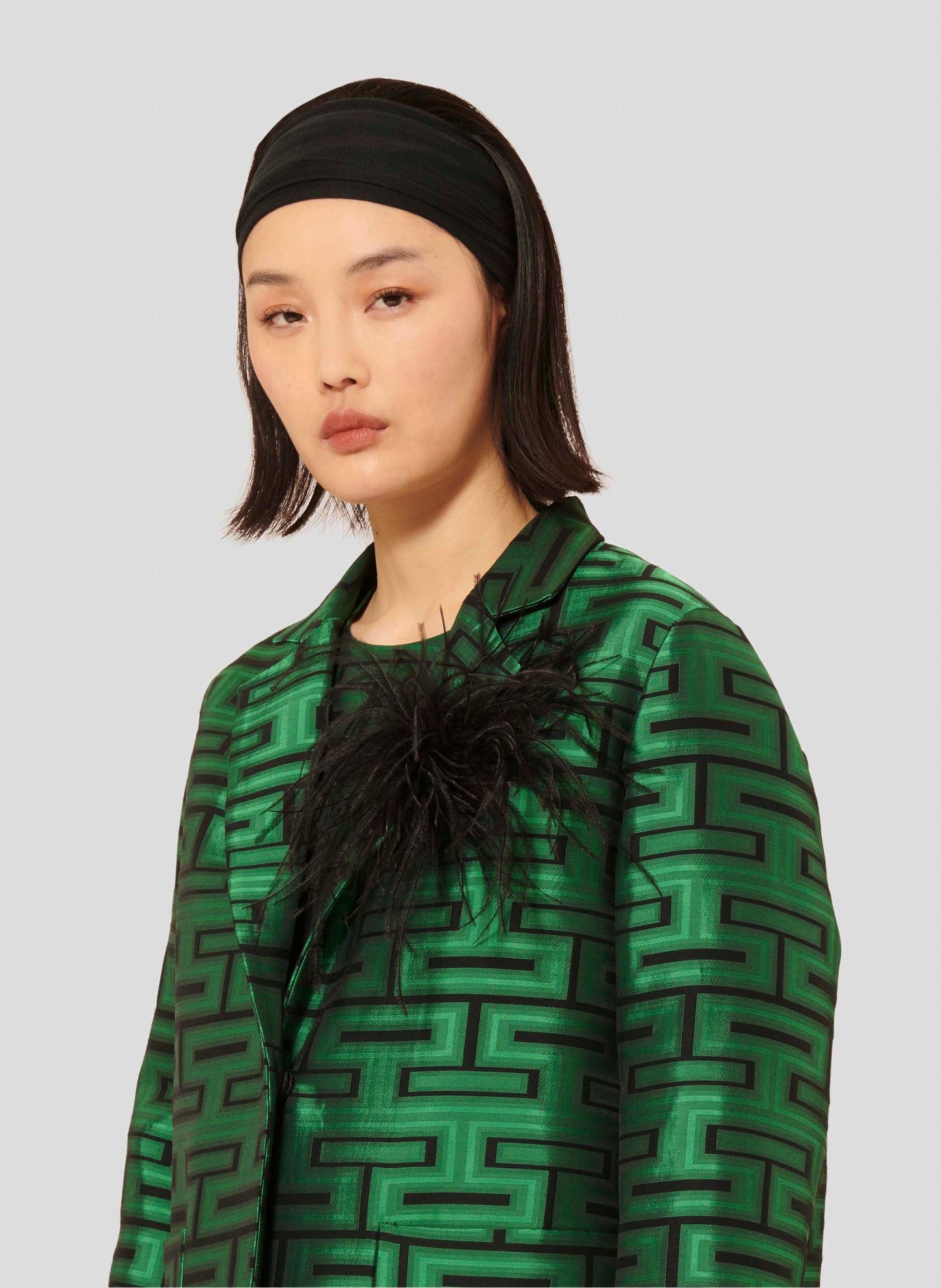 Trendy Coat in Green with Lapel Collar and Straight Fit.