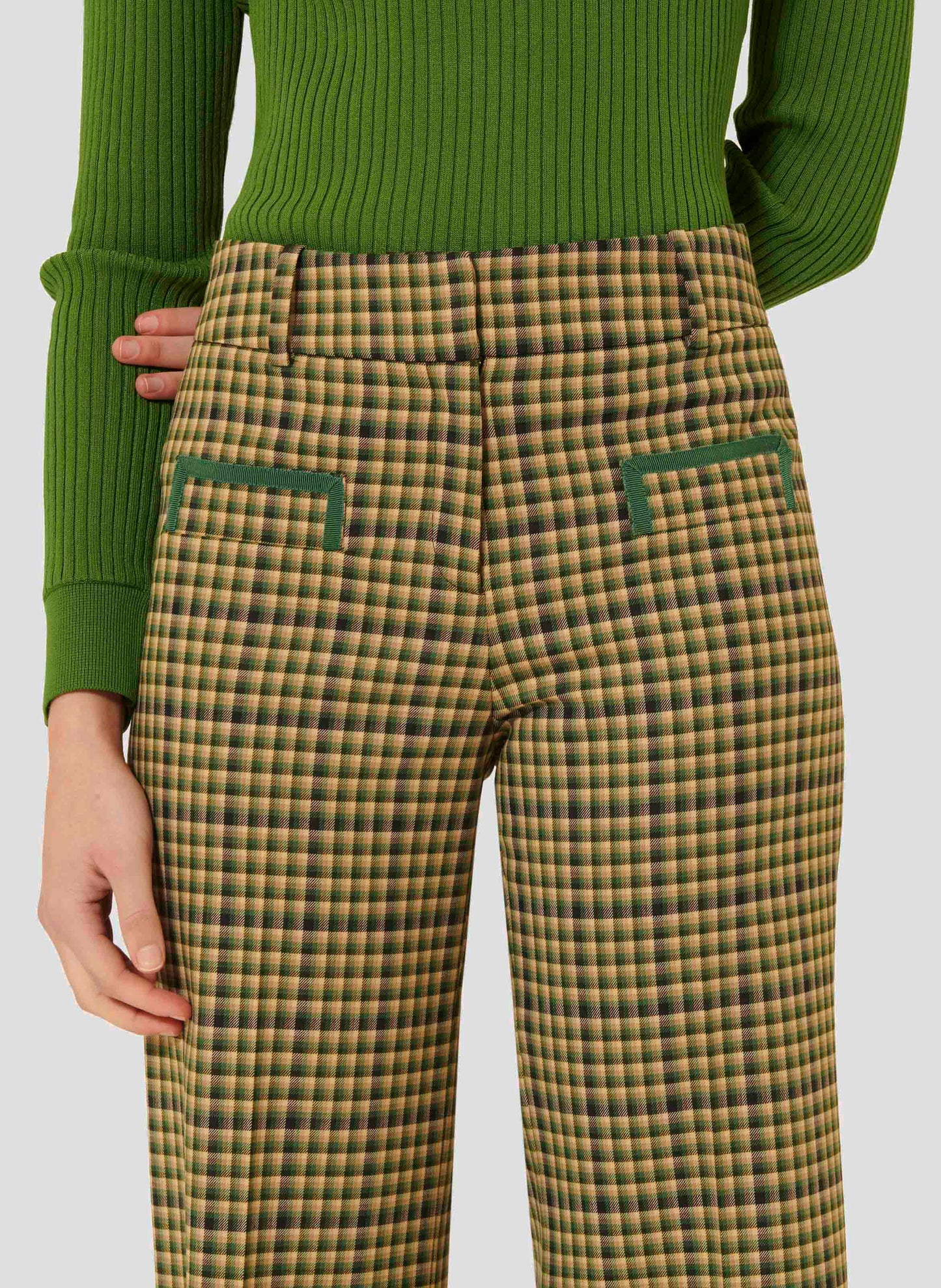 Mid-Rise Waist and Straight Fit Green Tartan Pants with Two Piped Side Pockets.
