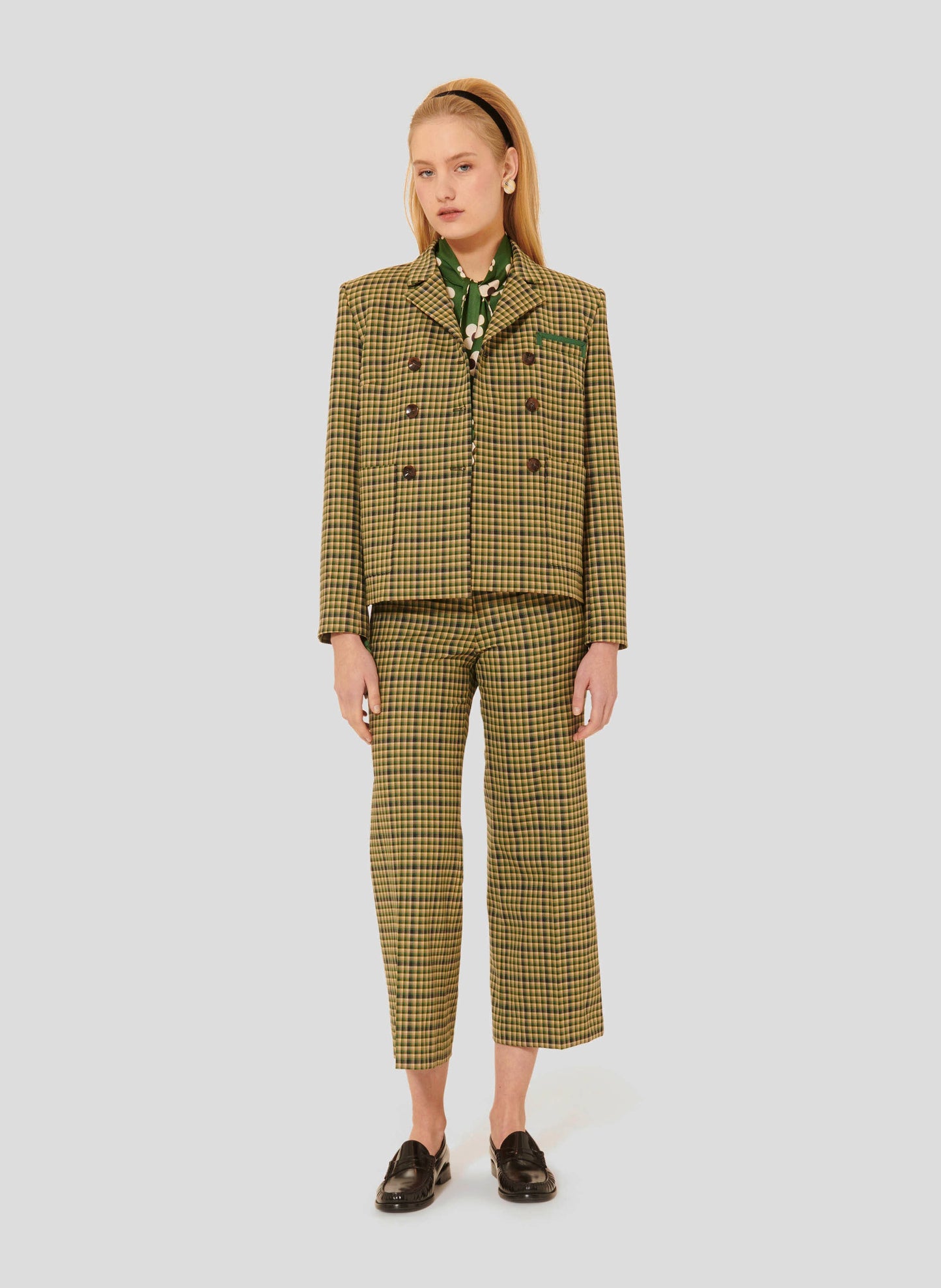 Green Tartan Suit Jacket with Lapel Collar and Triple-Breasted Closure.