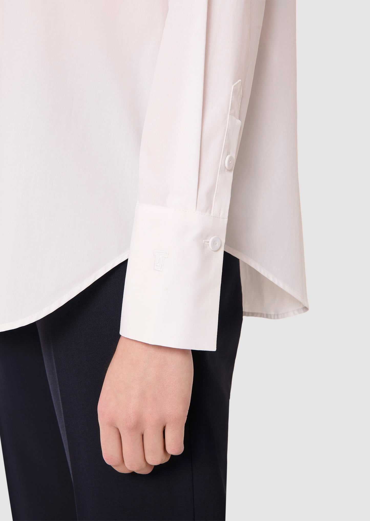 Clarissa blue poplin shirt