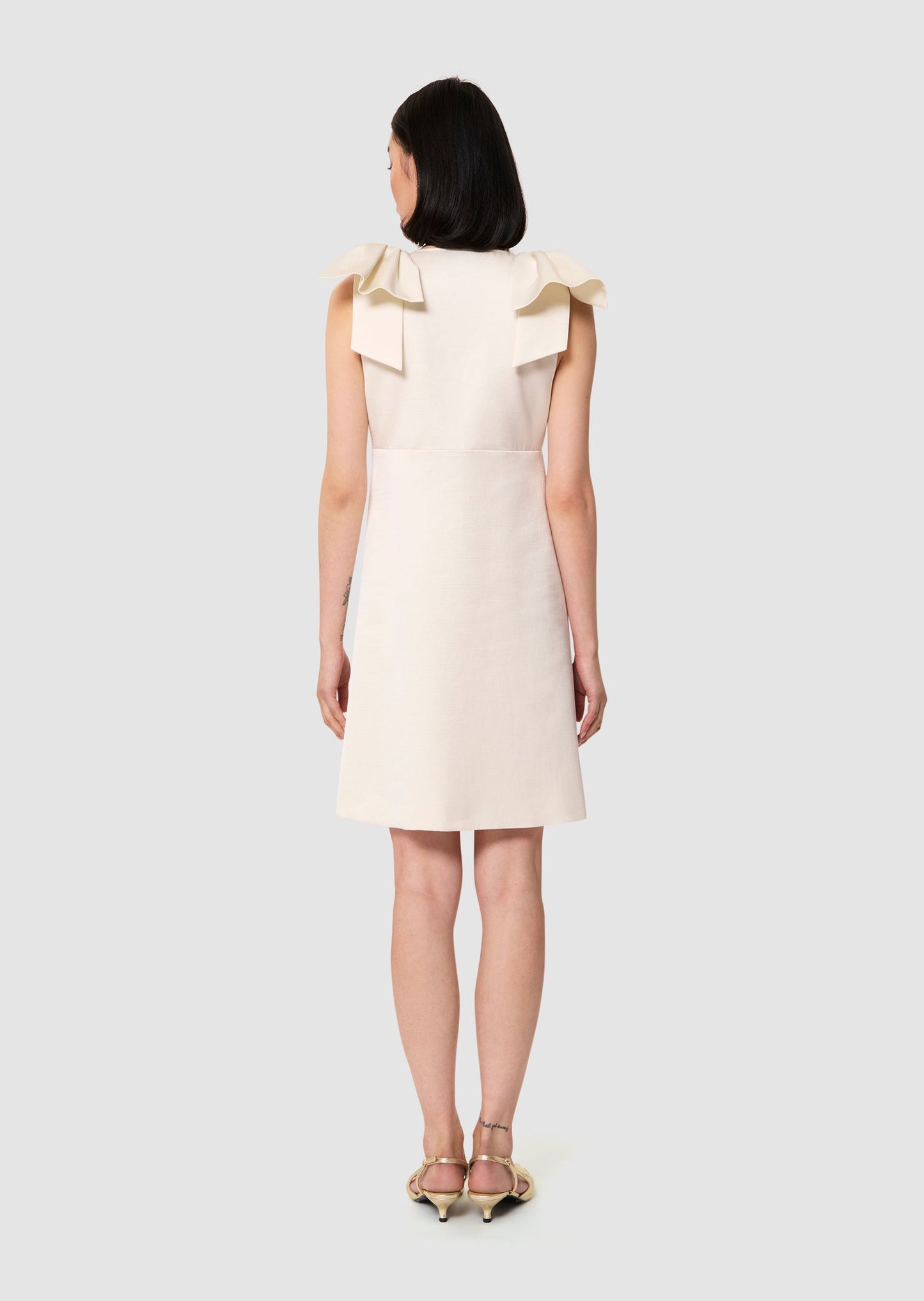 Remarquable ecru satin linen dress