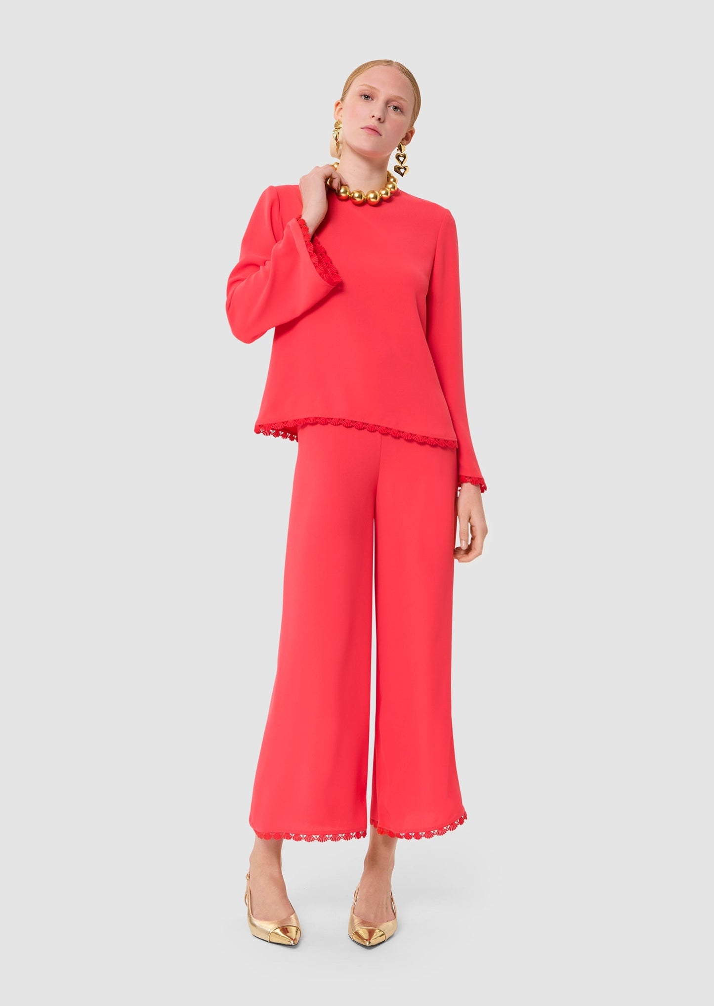 Tazzio red crepe top