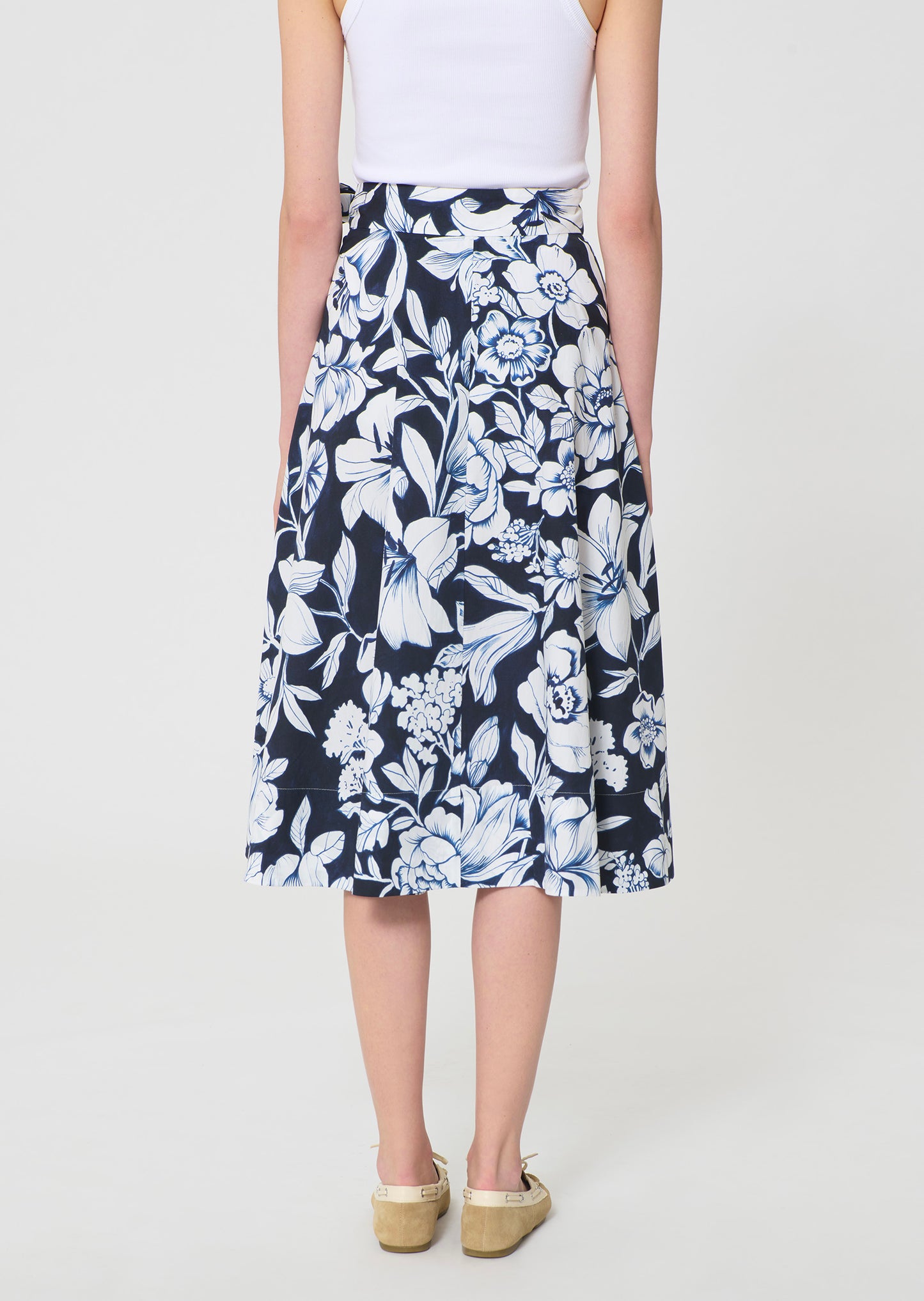 skirt in midnight blue floral printed cotton