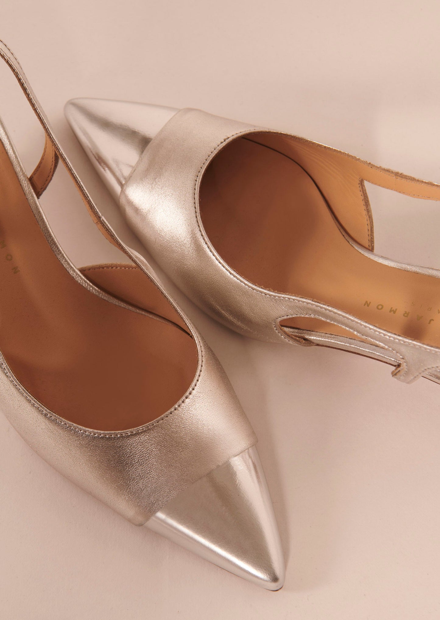 Kaia Slingback