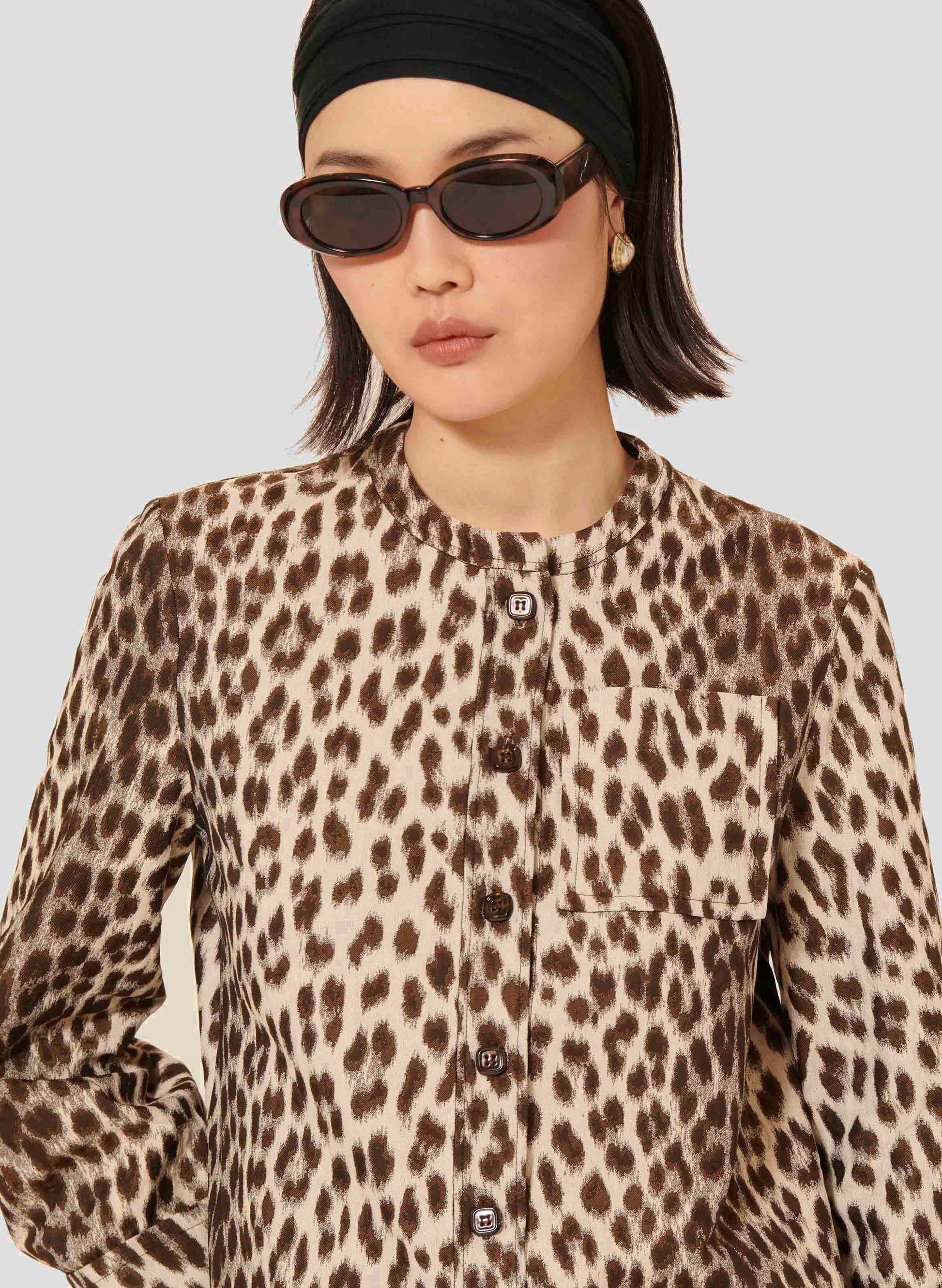 Tara Jarmon brown woman leopard printed shirt