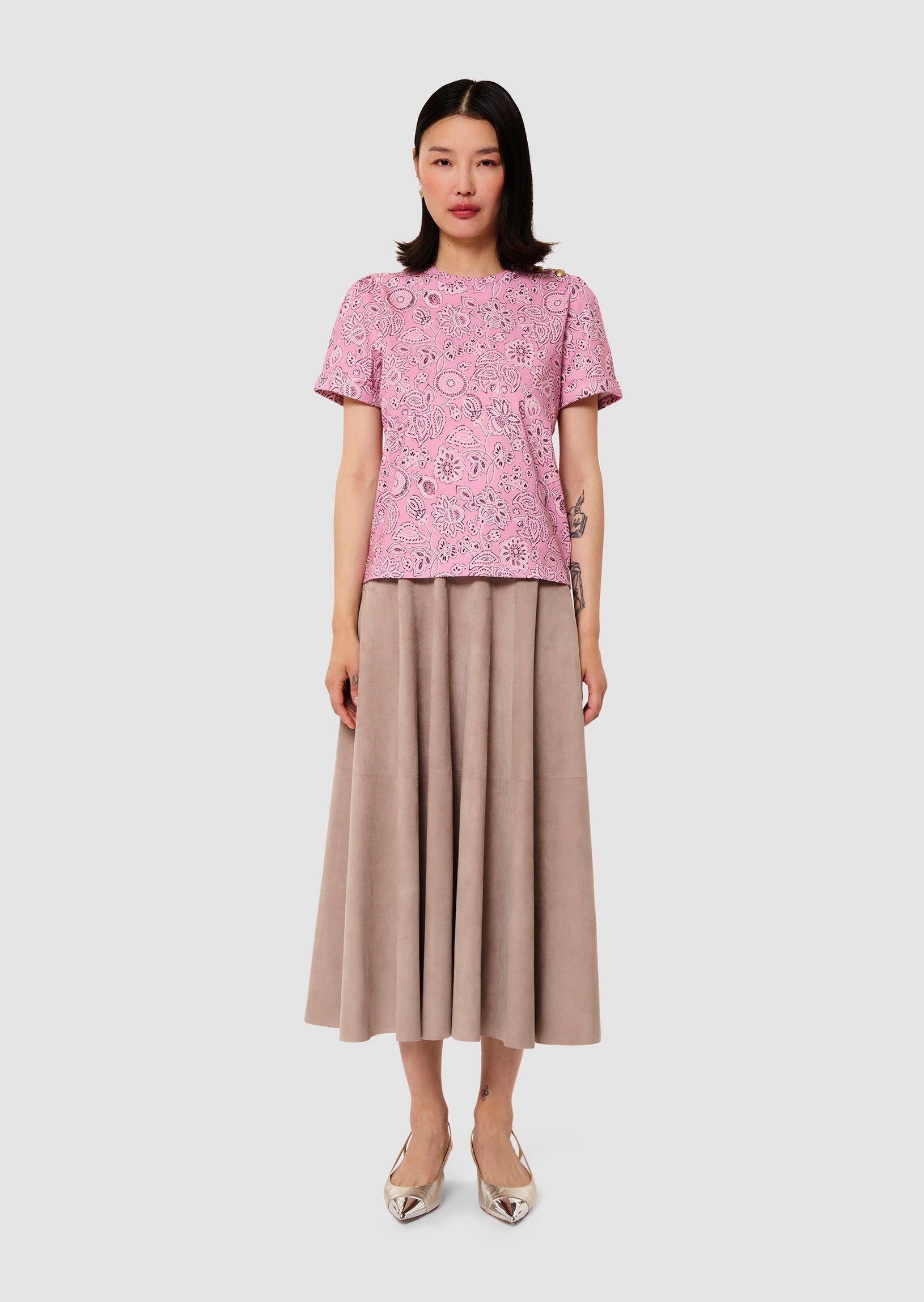 Tampa pink t-shirt with bandana pattern