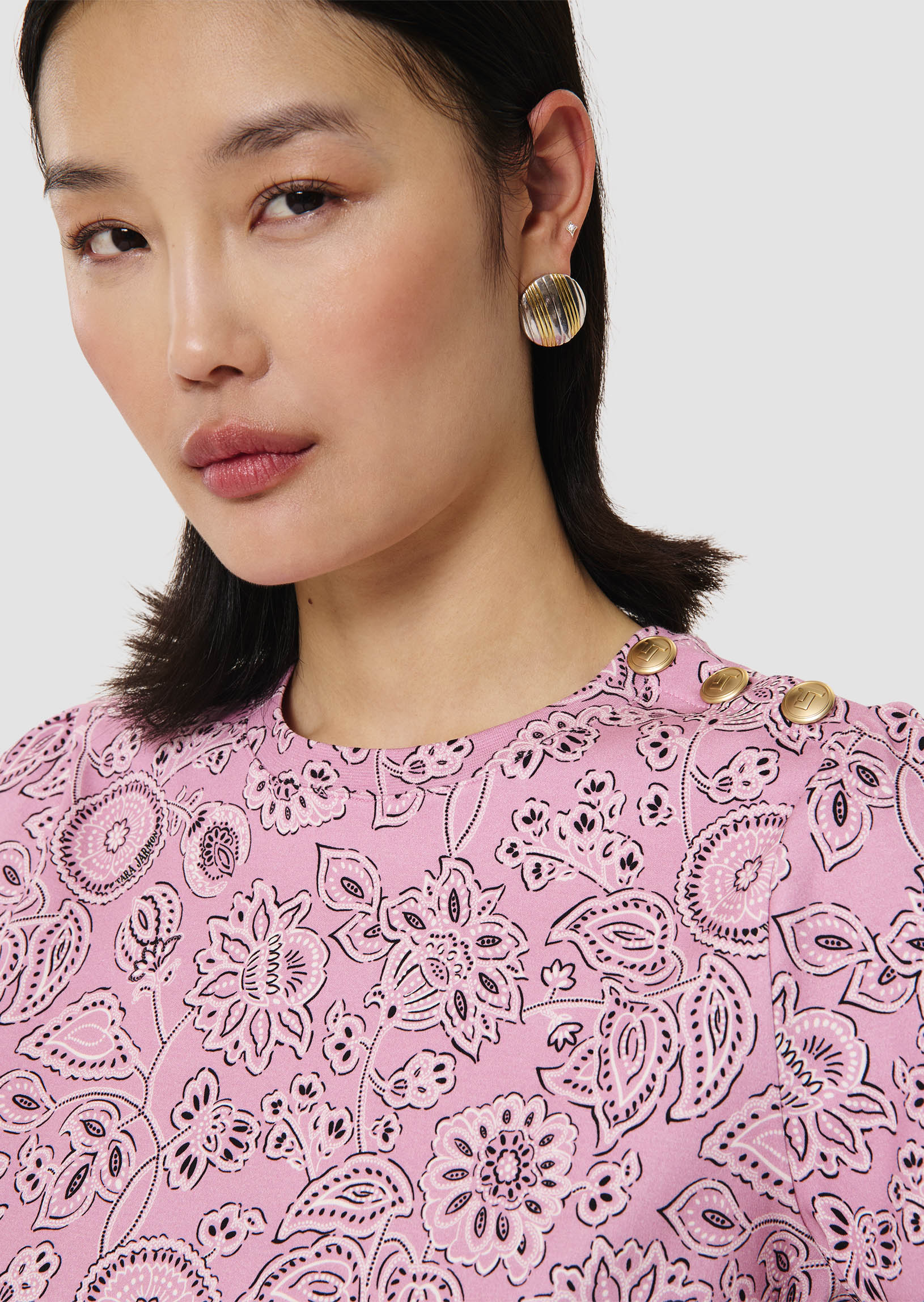 Tampa pink t-shirt with bandana pattern