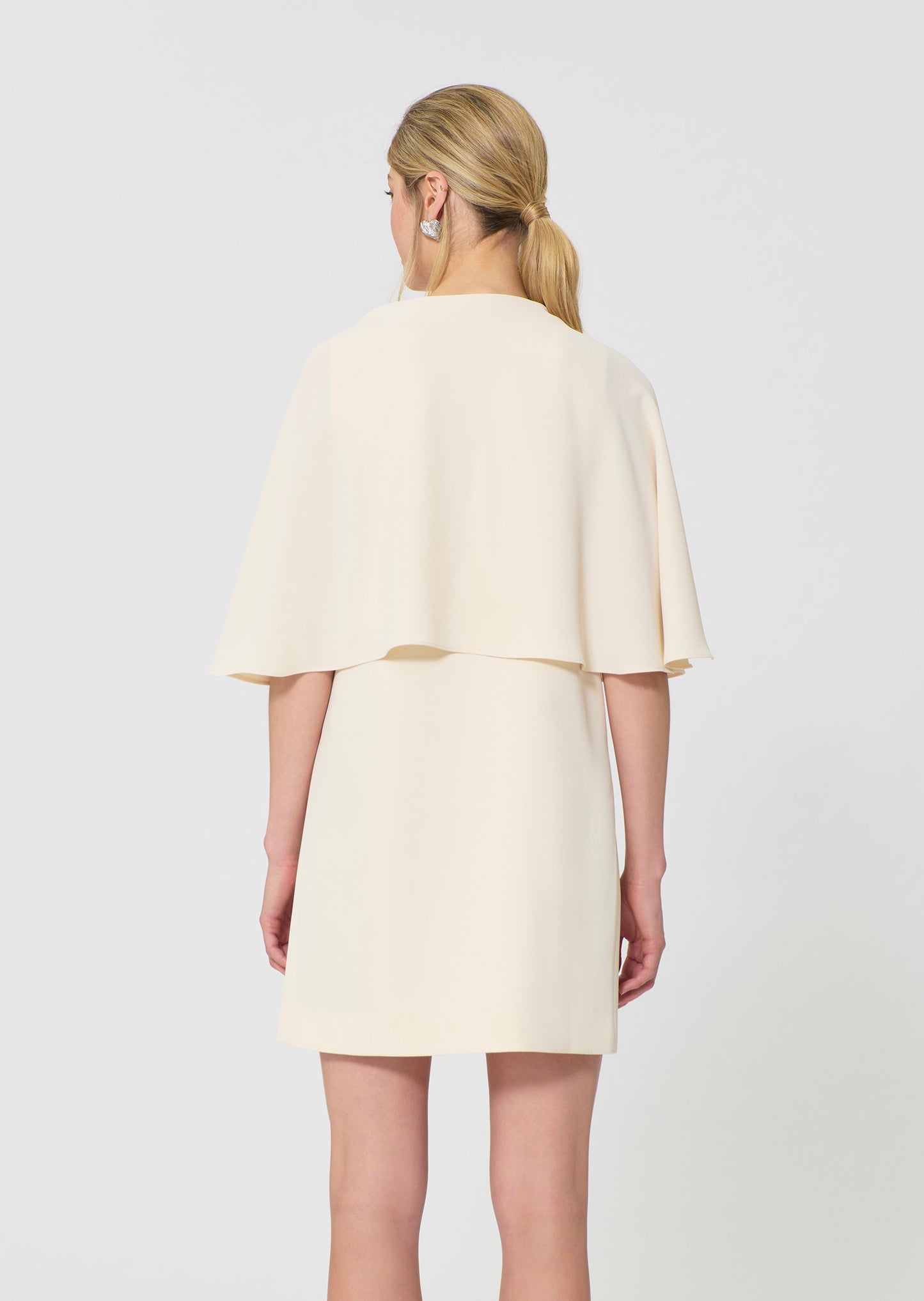 dress in yellow fluid crepe