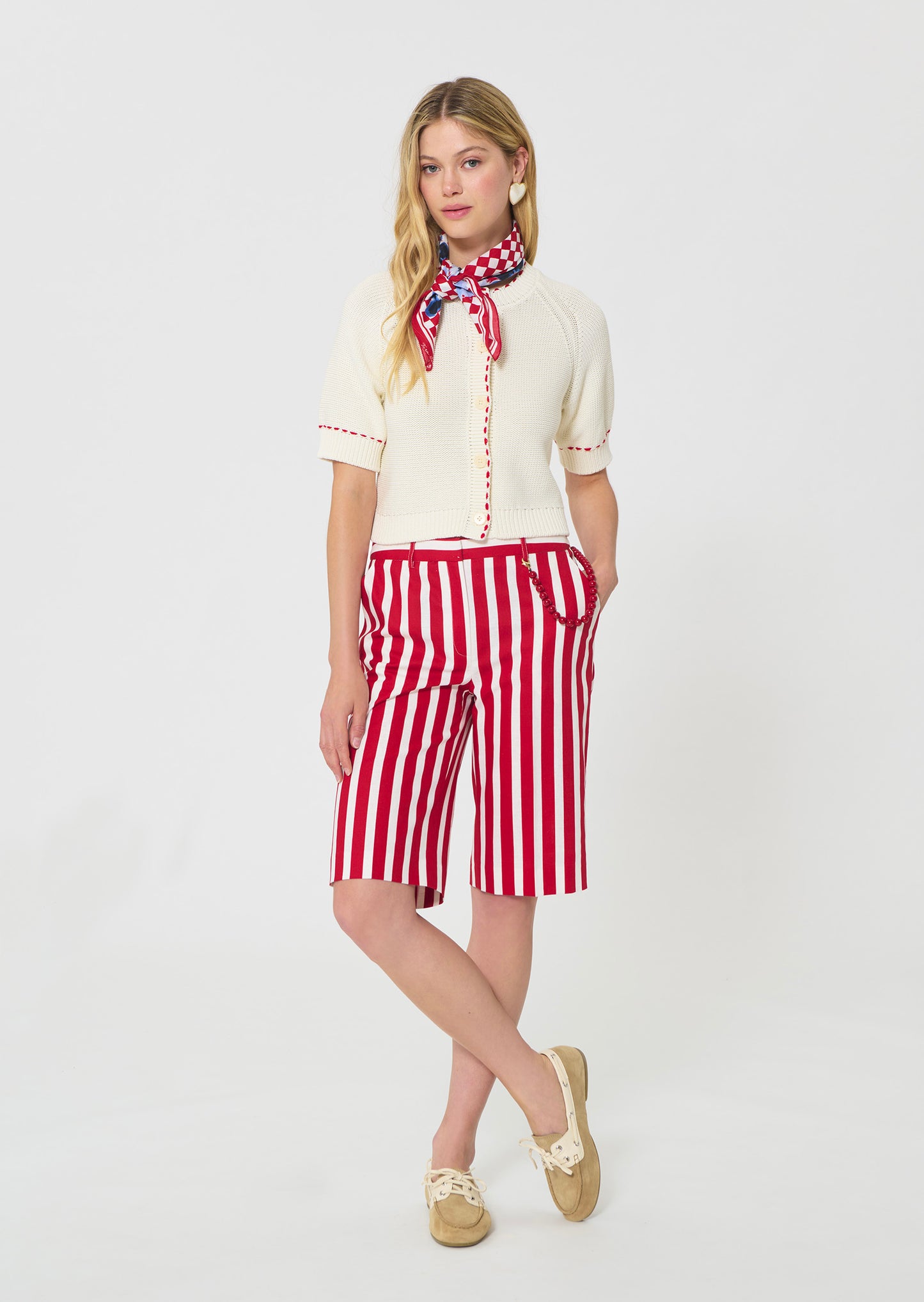shorts in red striped linen and cotton