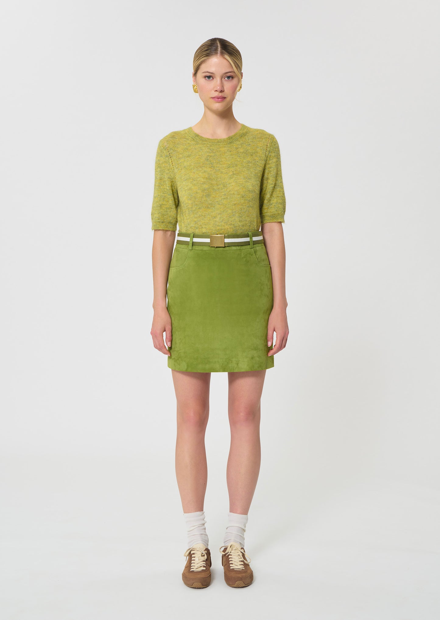 skirt in green suede