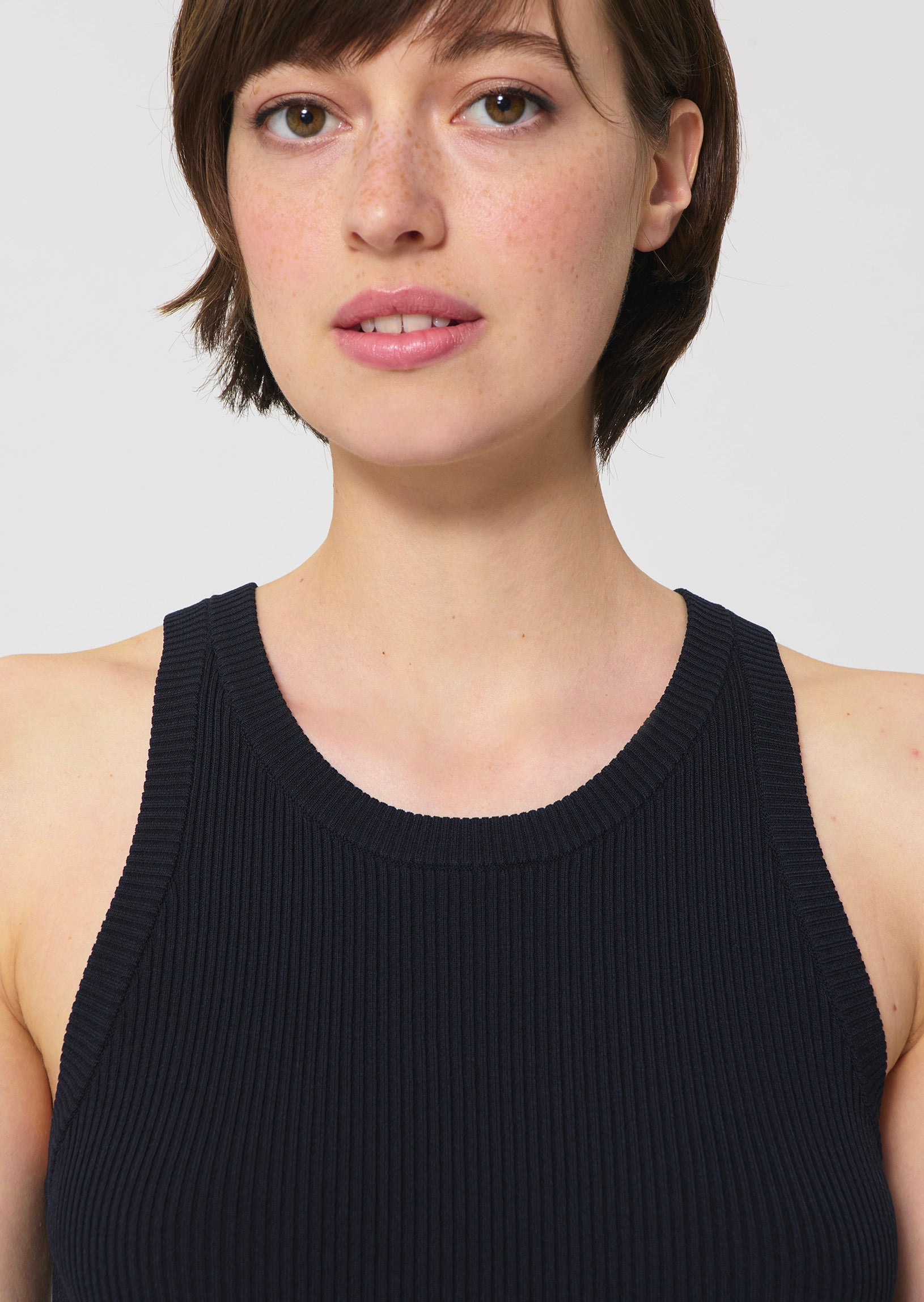 tank top in yellow ribbed knit