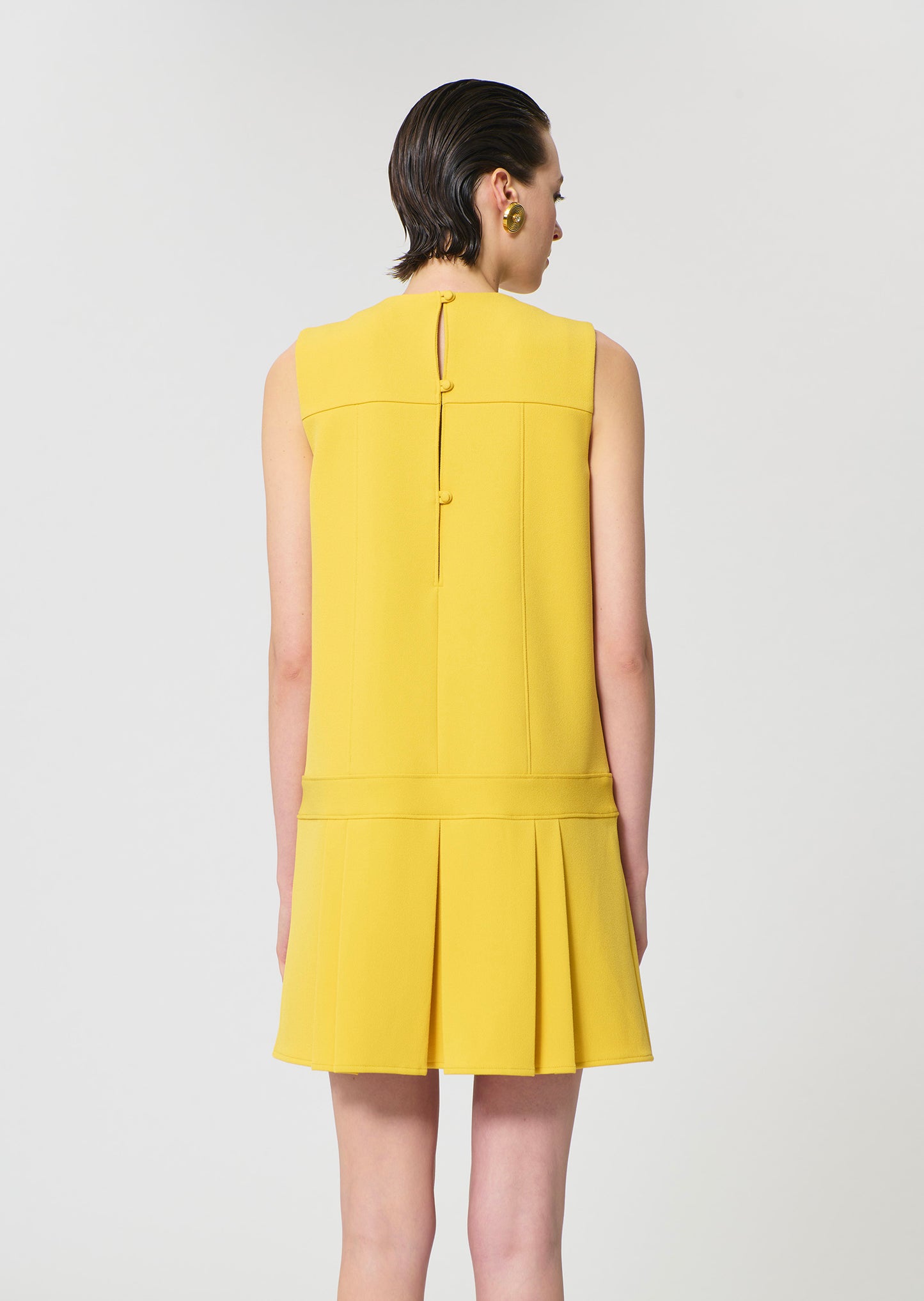 dress in yellow foamy crepe