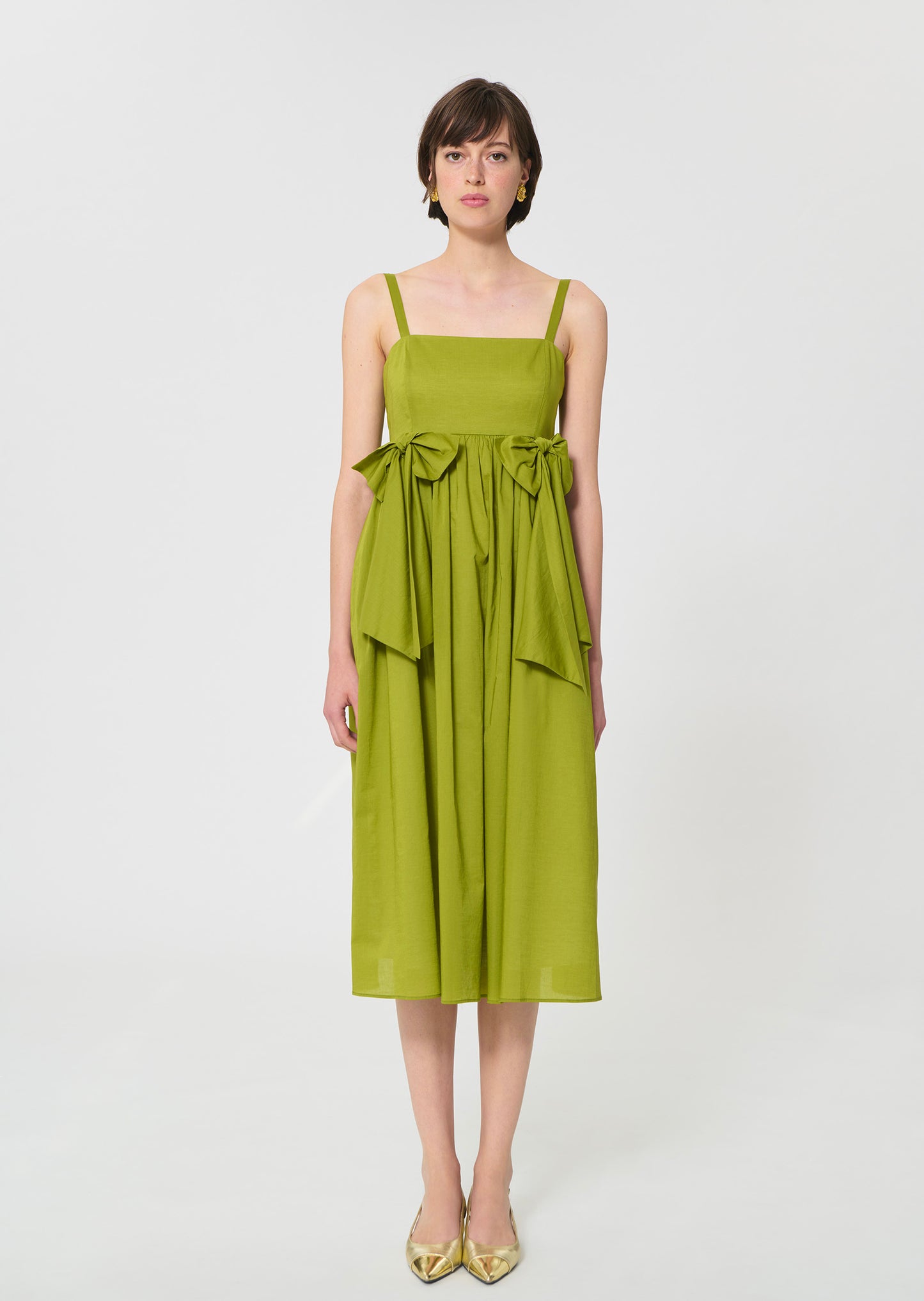 dress in green cotton veil