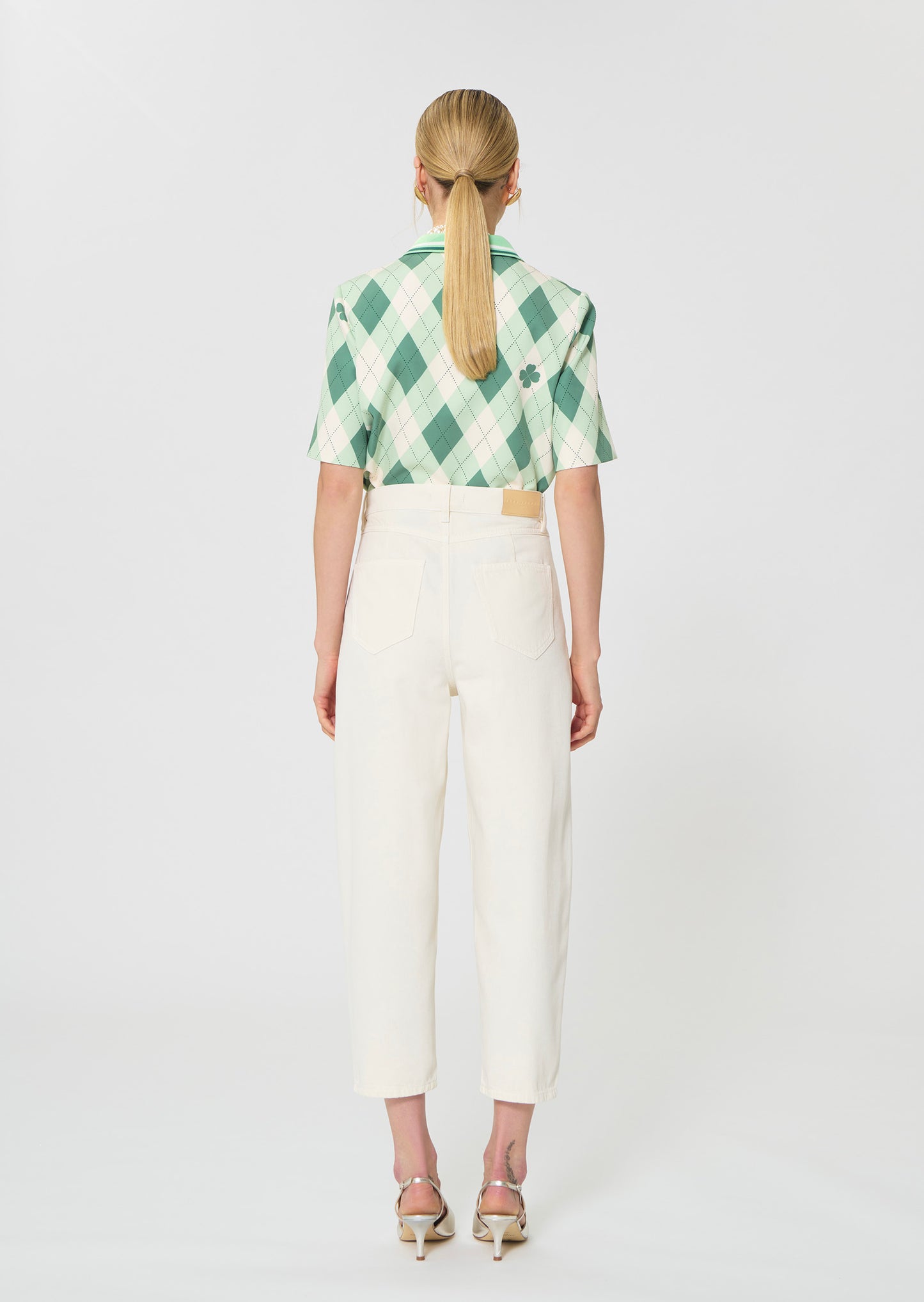 jeans in white lightweight denim