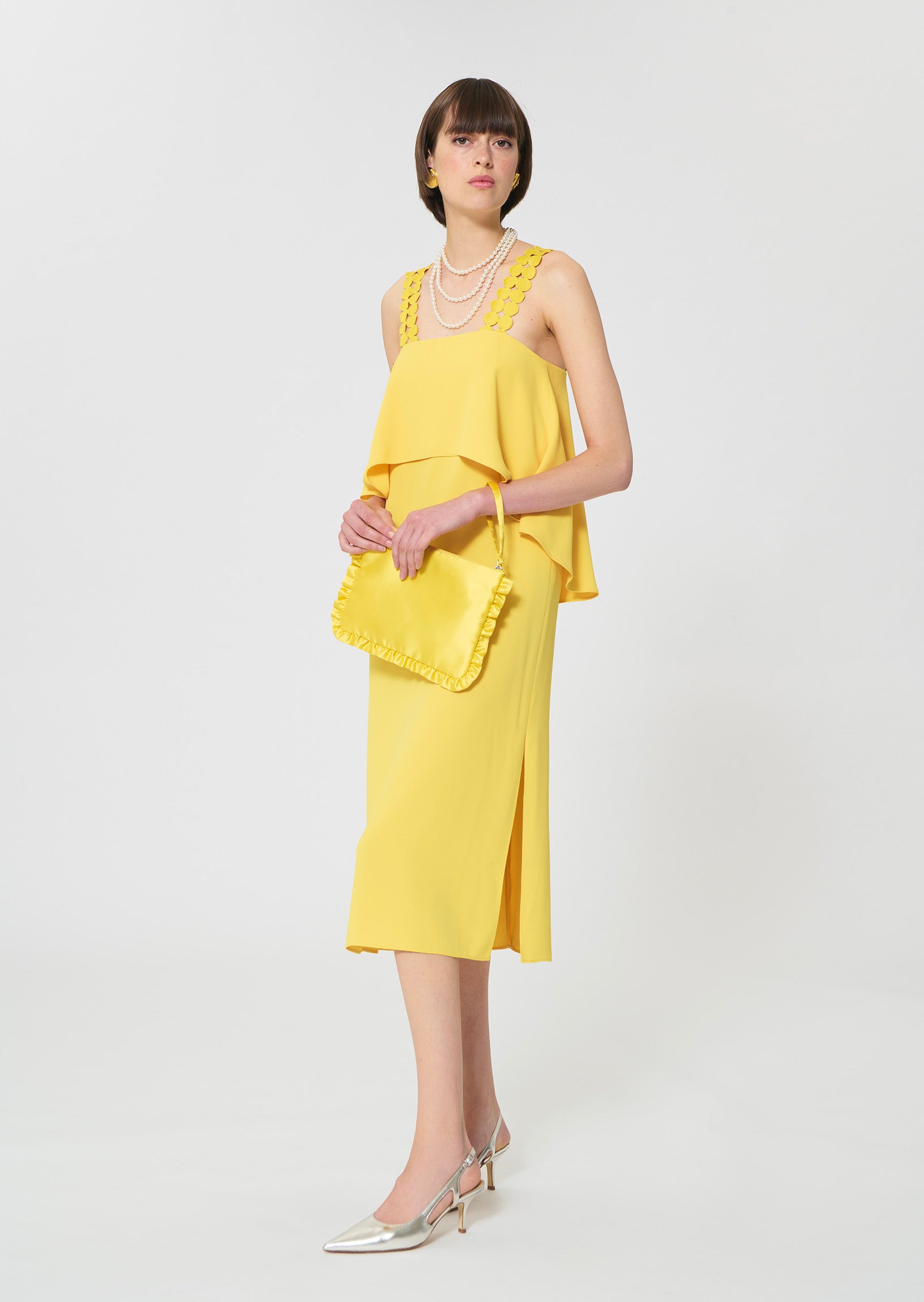 dress in yellow fluid crepe