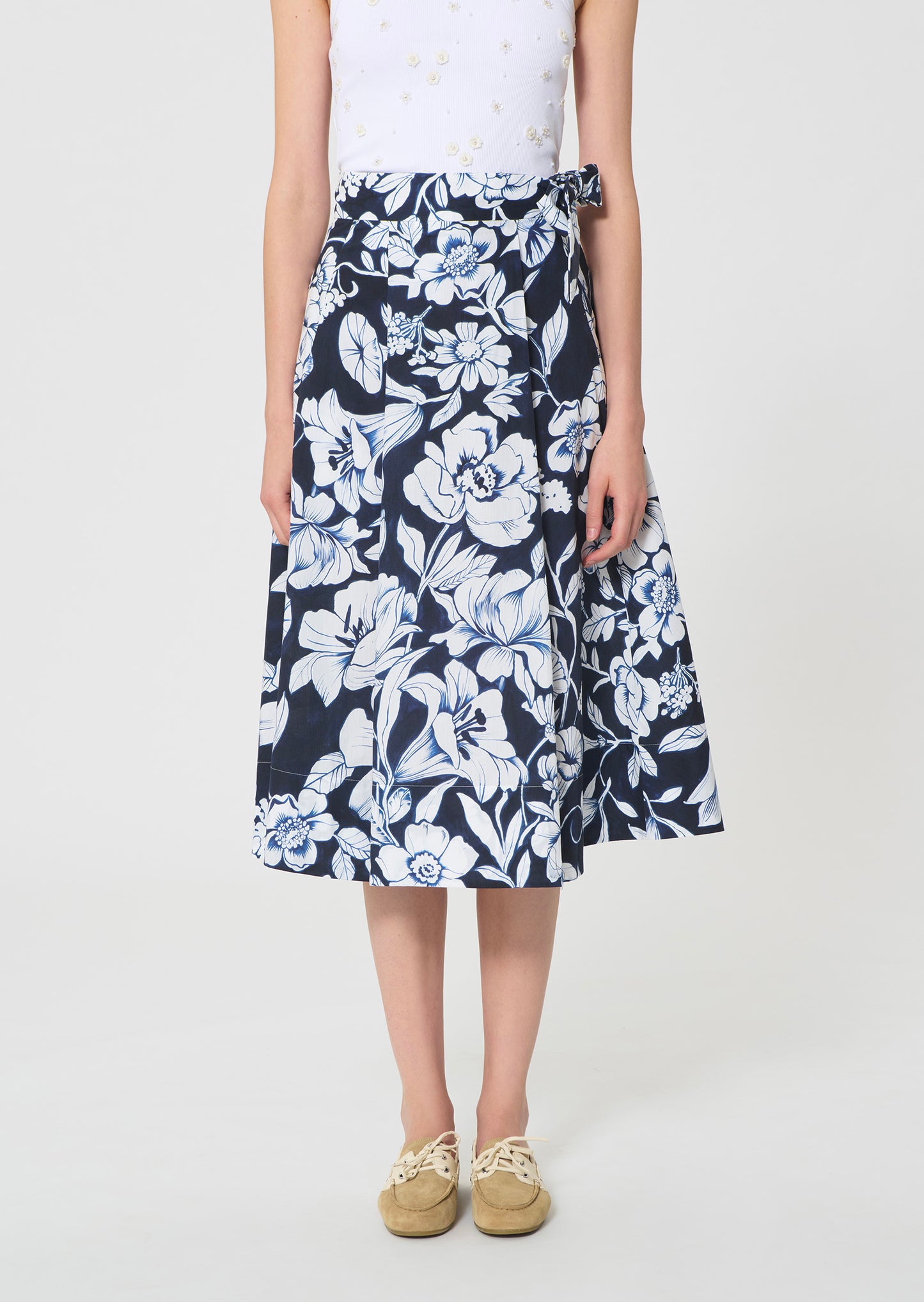 skirt in midnight blue floral printed cotton