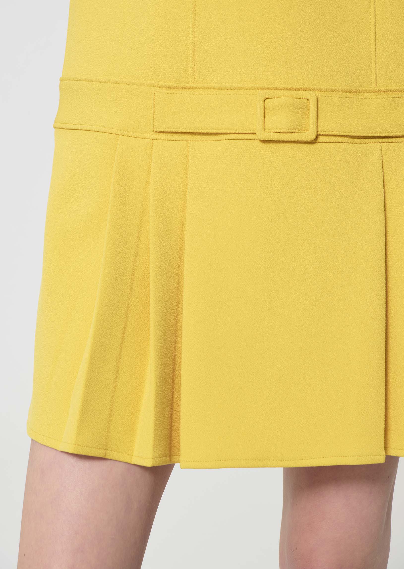 dress in yellow foamy crepe