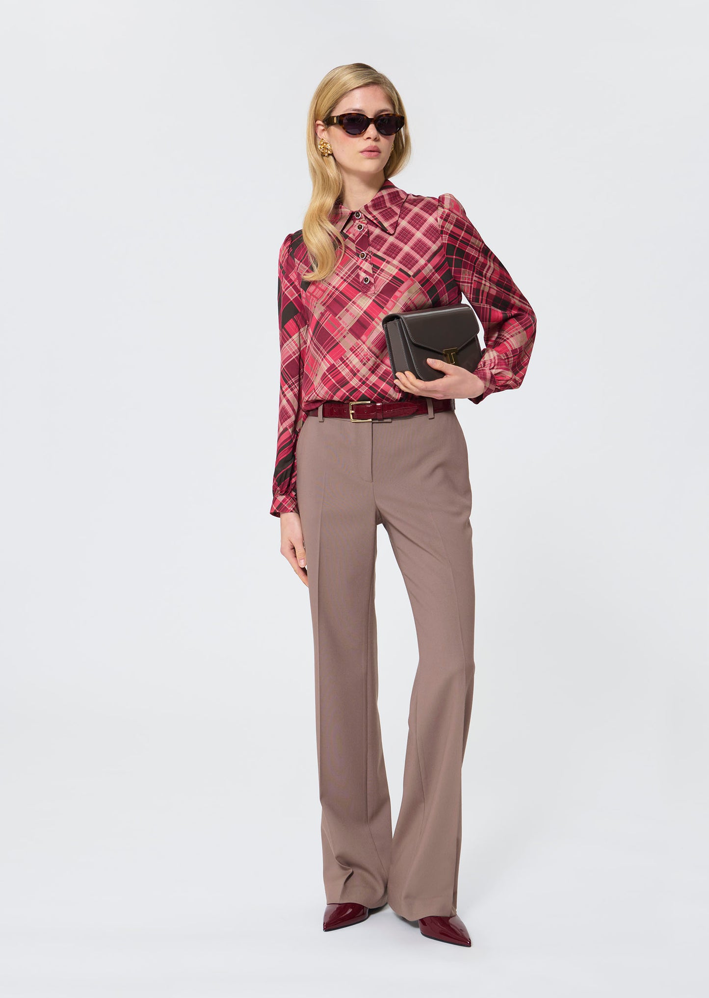 Doll  taupe pants for women