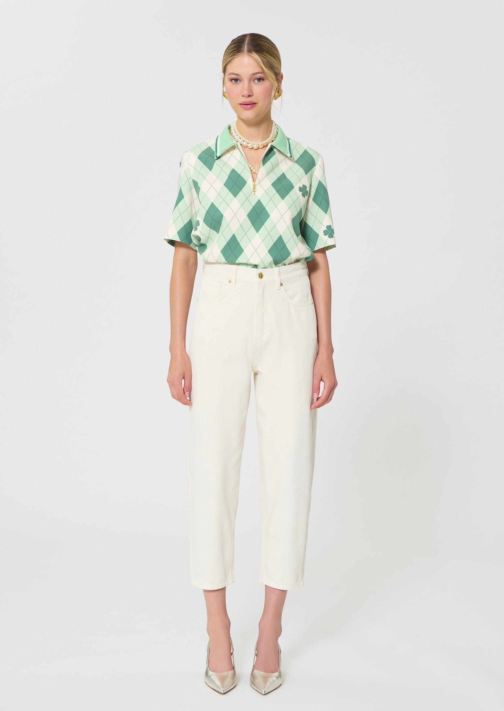 jeans in white lightweight denim