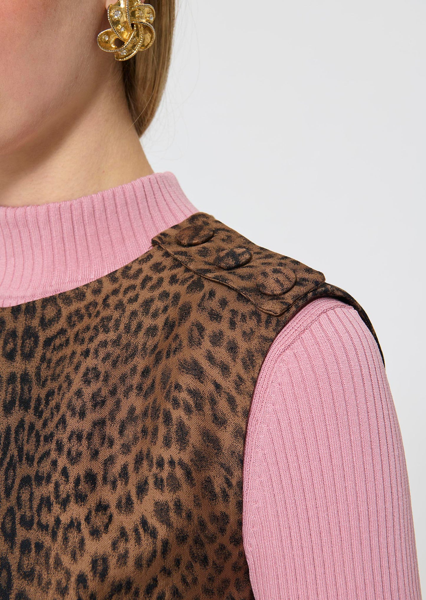 Rohane  hazelnut col for women