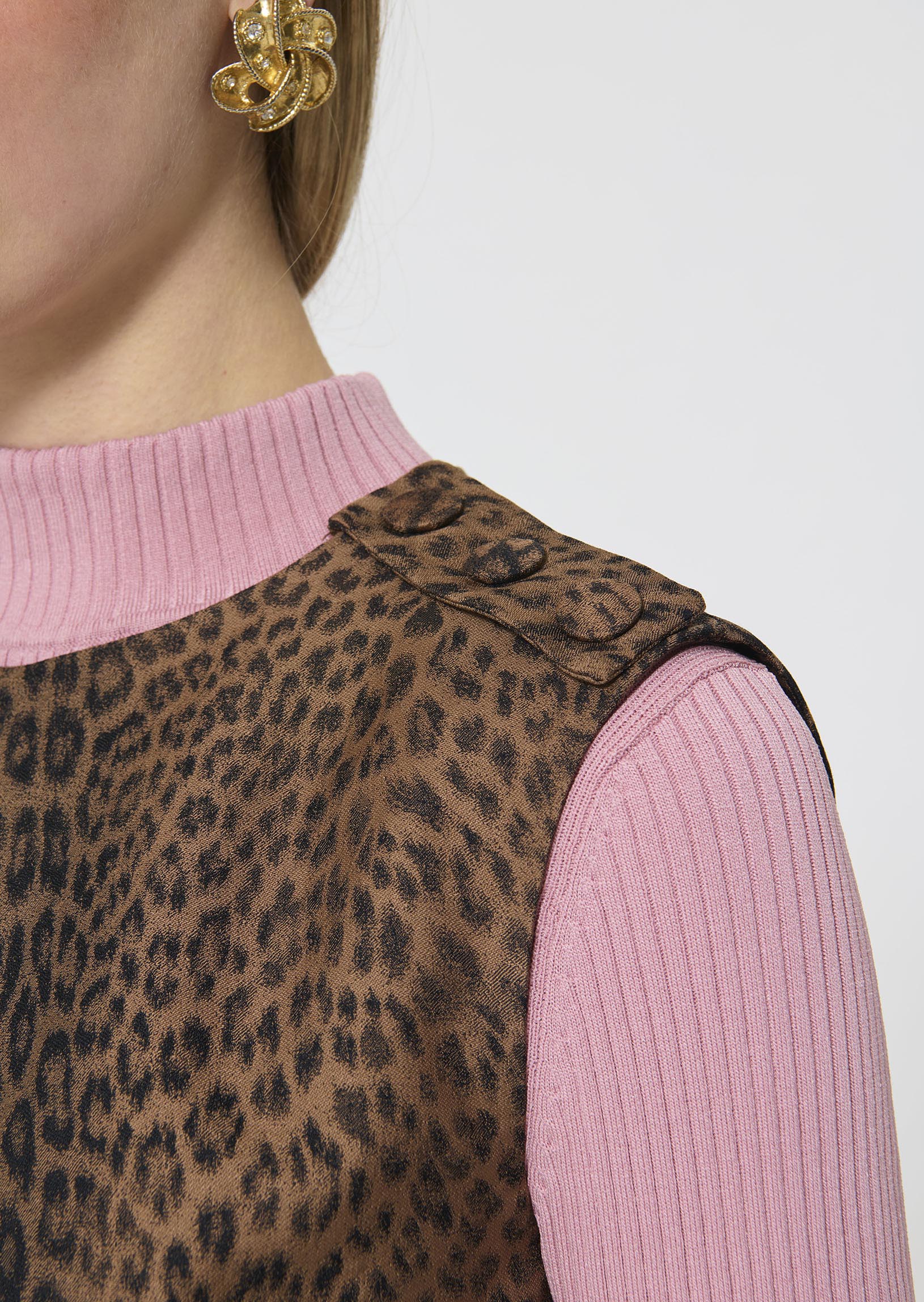 Rohane  hazelnut col for women