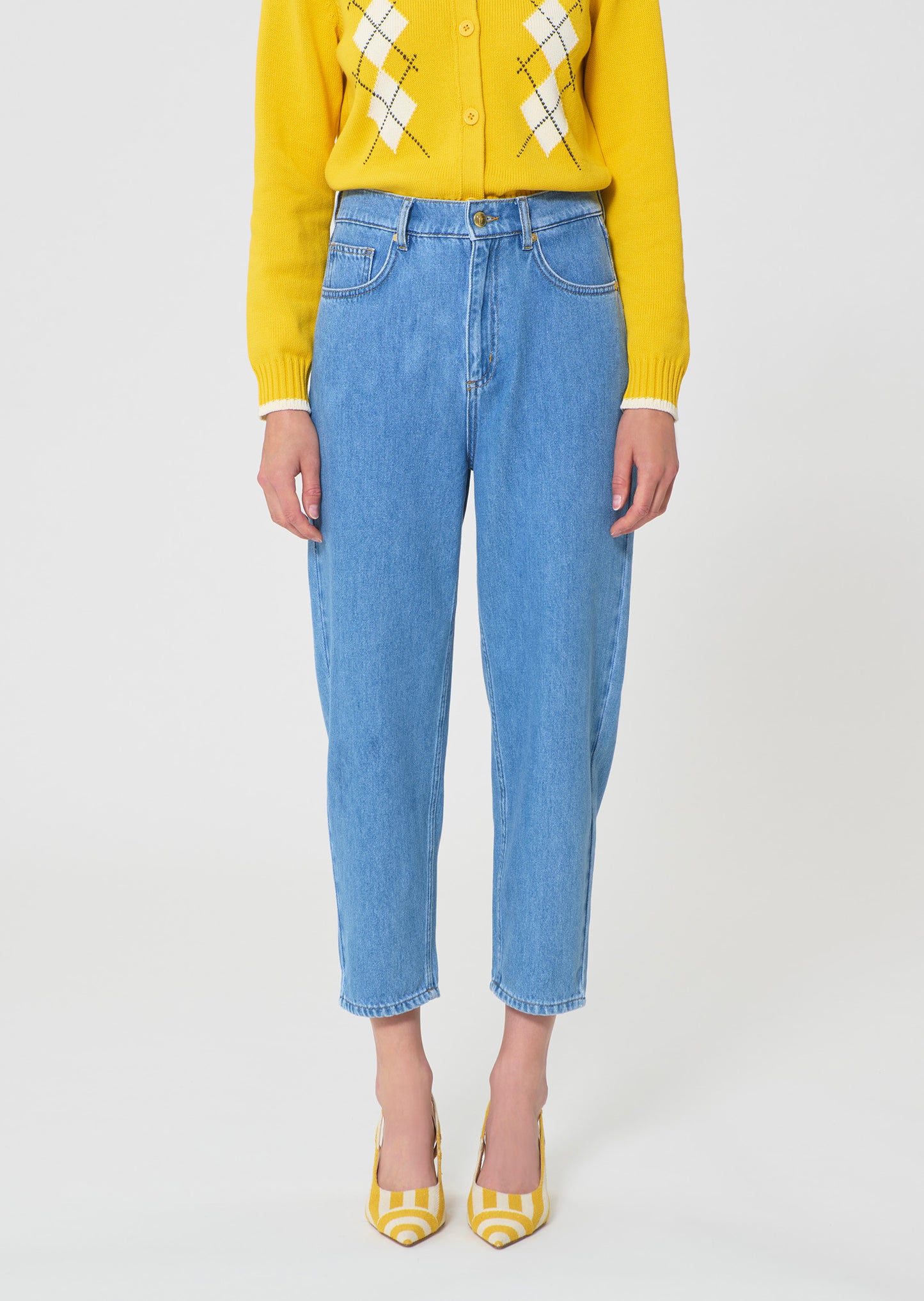 jeans in blue denim