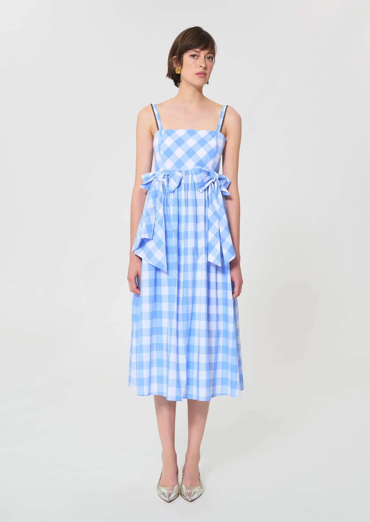 dress in sky blue gingham
