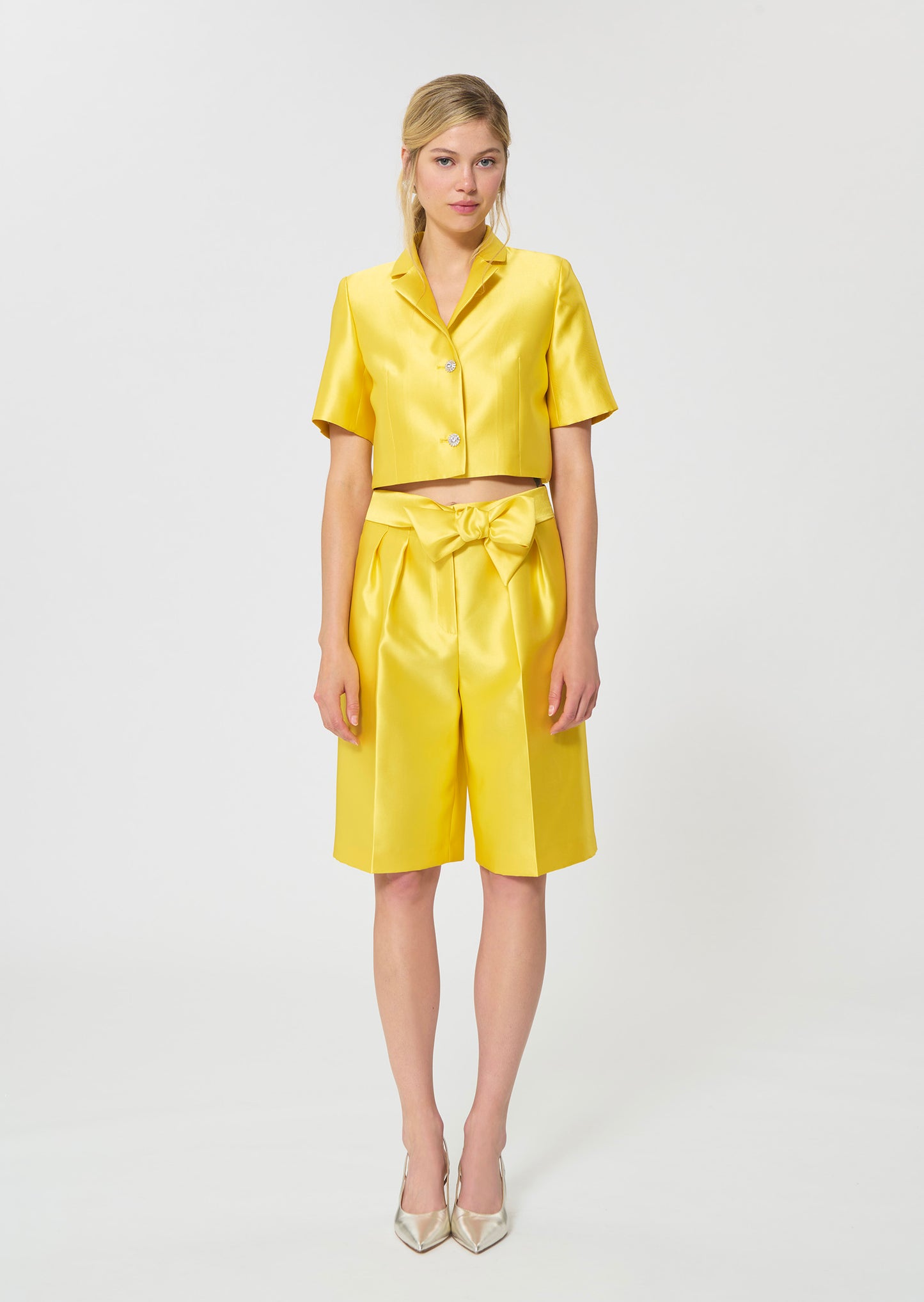 shorts in yellow duchess satin