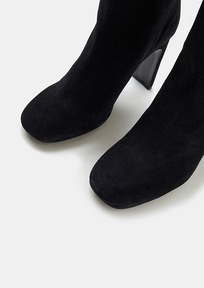 Khloe Boots